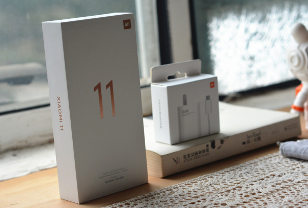个旧苹果手机维修分享小米11和iPhone 12 mini，选哪个 